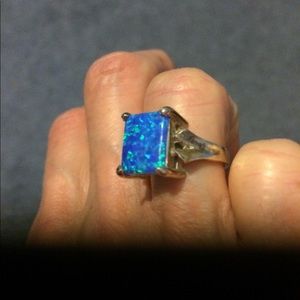 Ring Blue opal. Sterling silver.